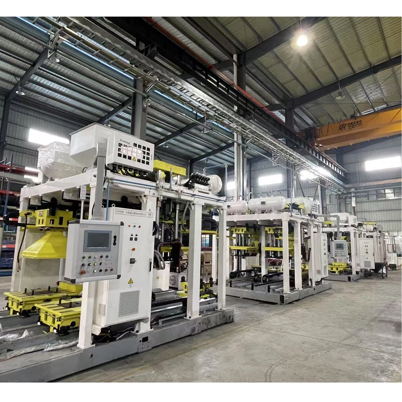 V&iacute;zszintes t&iacute;pus&uacute; Hot Box Core Shooter gy&aacute;rt&oacute;sor